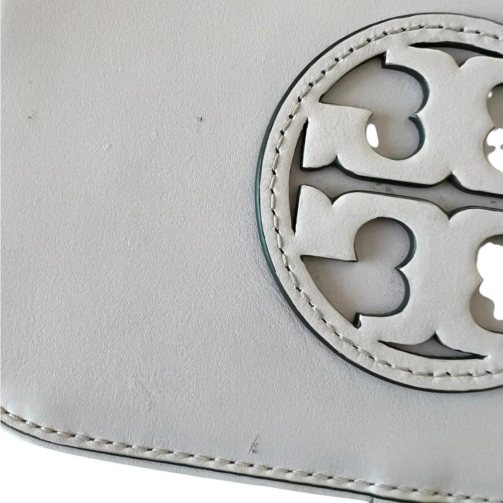 Tory Burch tory burch